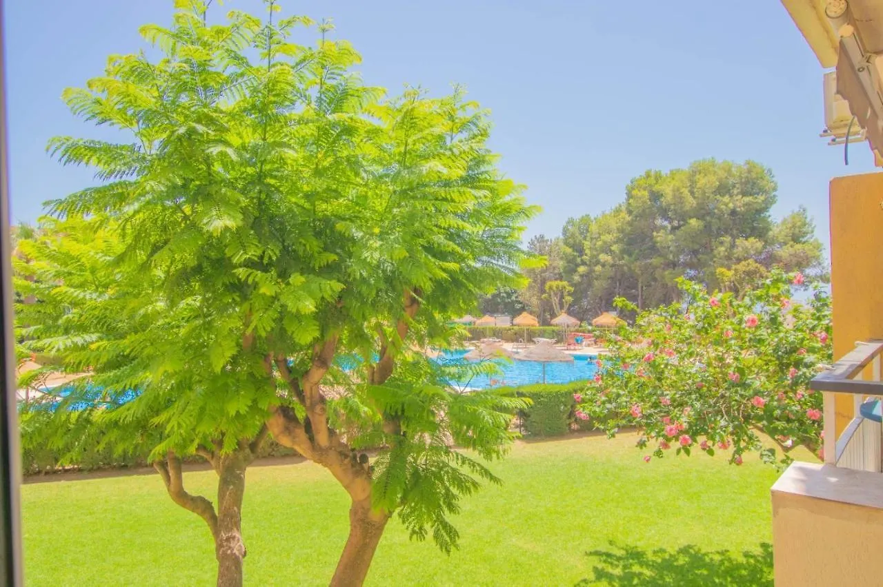 Seaside Vista Apartment: Pool Views Near Beach Benalmadena Apartment